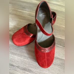 DANSKO SALLY RED Suede & Embossed Leather Mary Jane Buckle Clogs EU 42 US 11